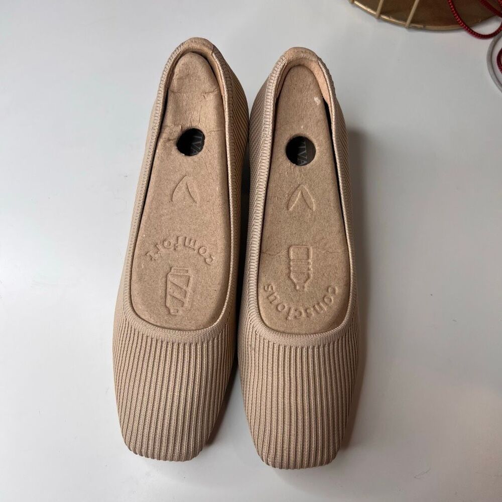 Comfortiva Women's Beige Ribbed Ballet Heels